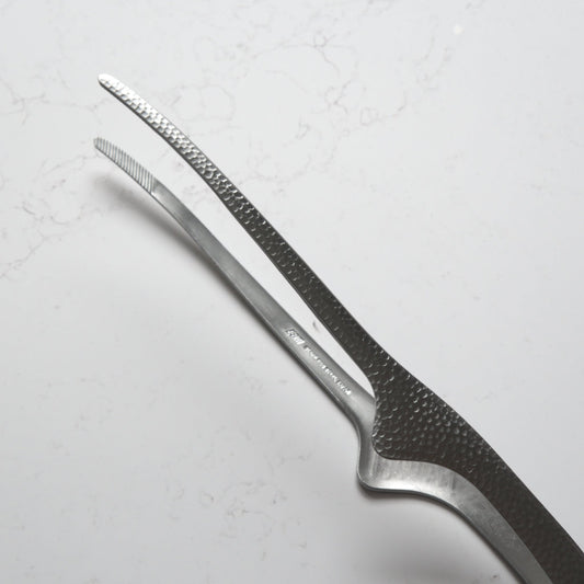 Clever Tong with Hammered Texture - Blade & Board