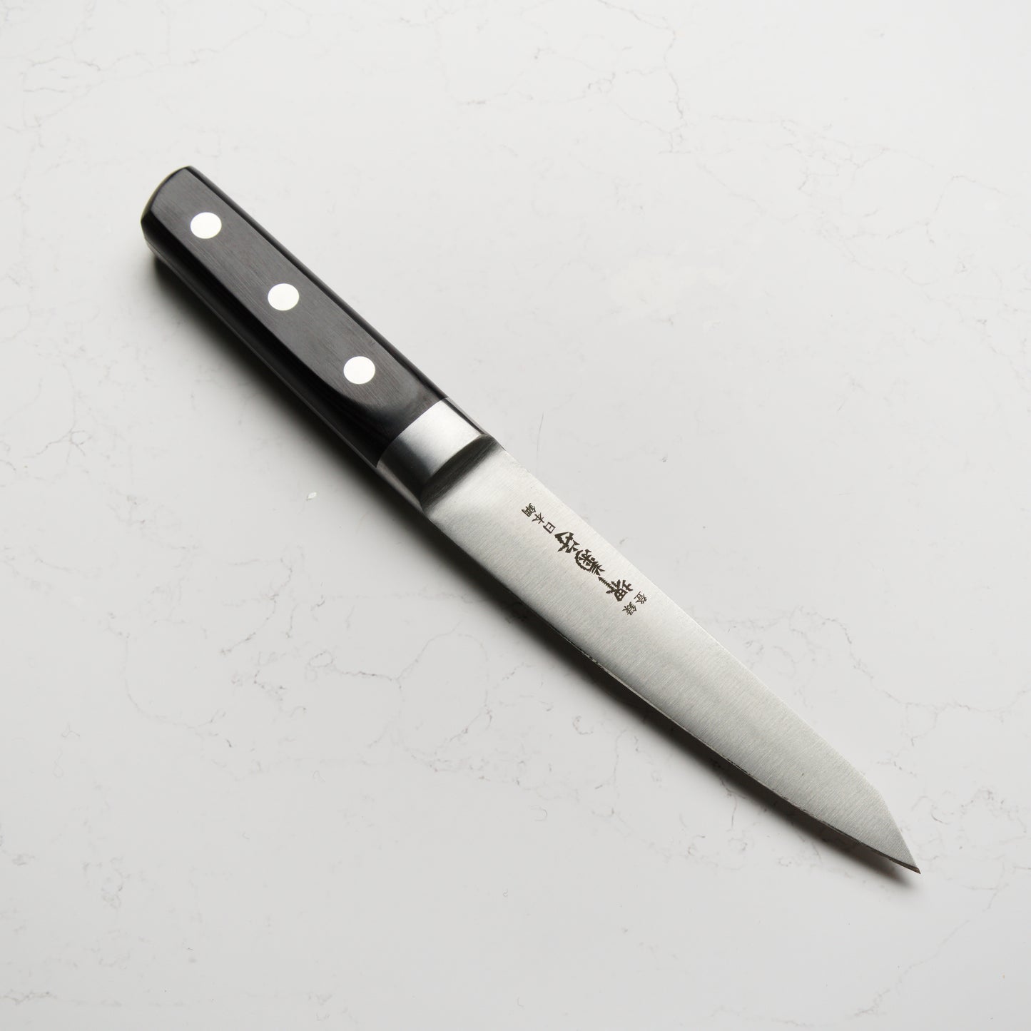 Sakai Kikumori "Nihonko" Honesuki-Maru 150mm