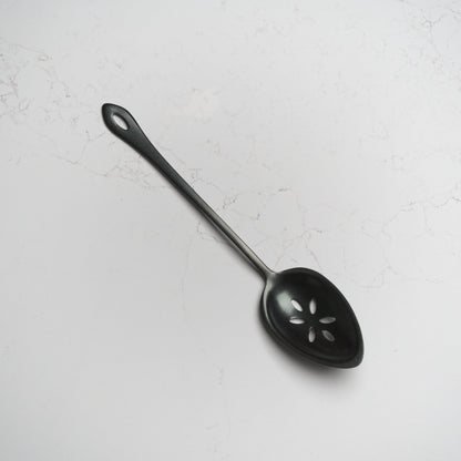 Gestura 00 Kitchen Spoon - Gunmetal - Blade & Board