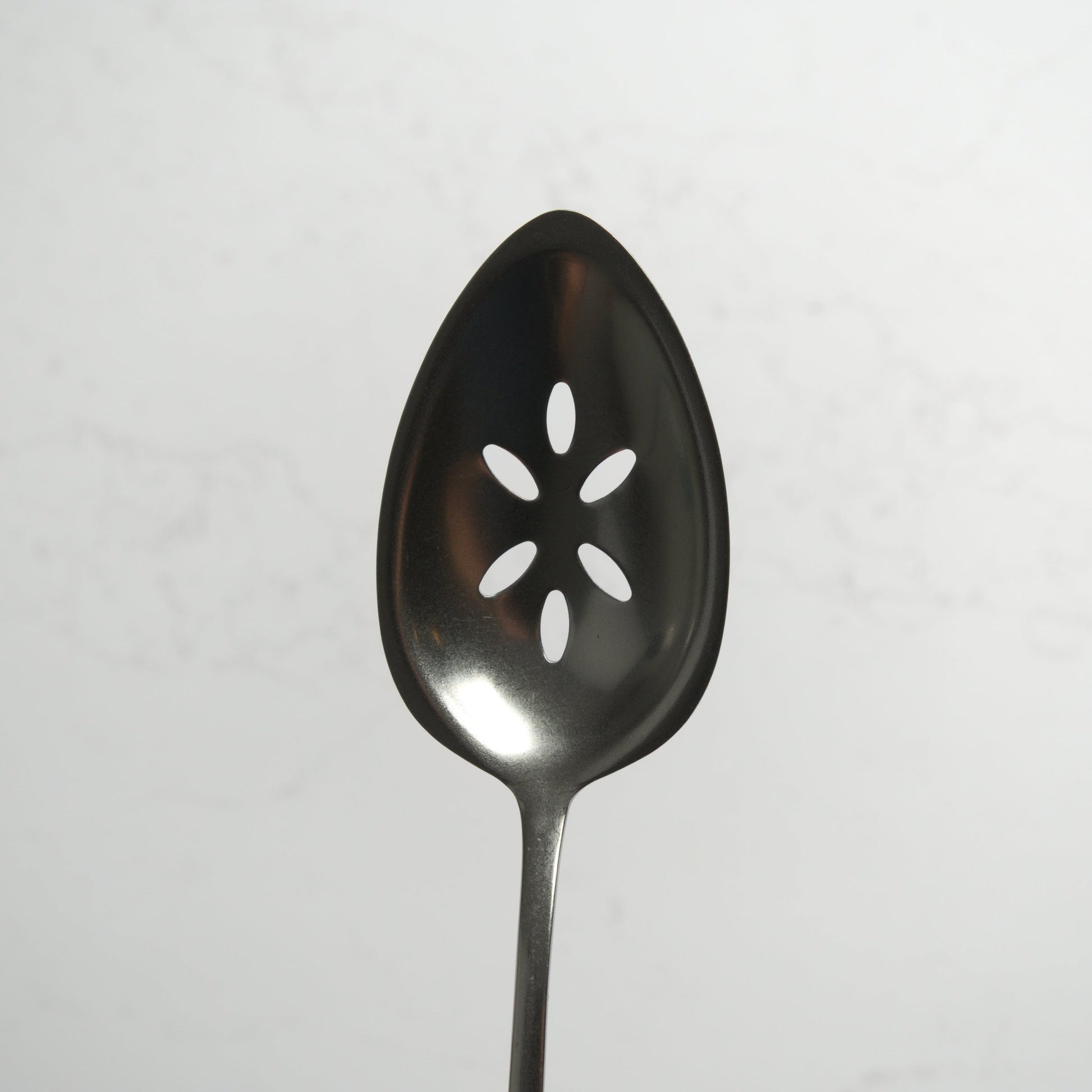 Gestura 00 Kitchen Spoon - Silver - Blade & Board