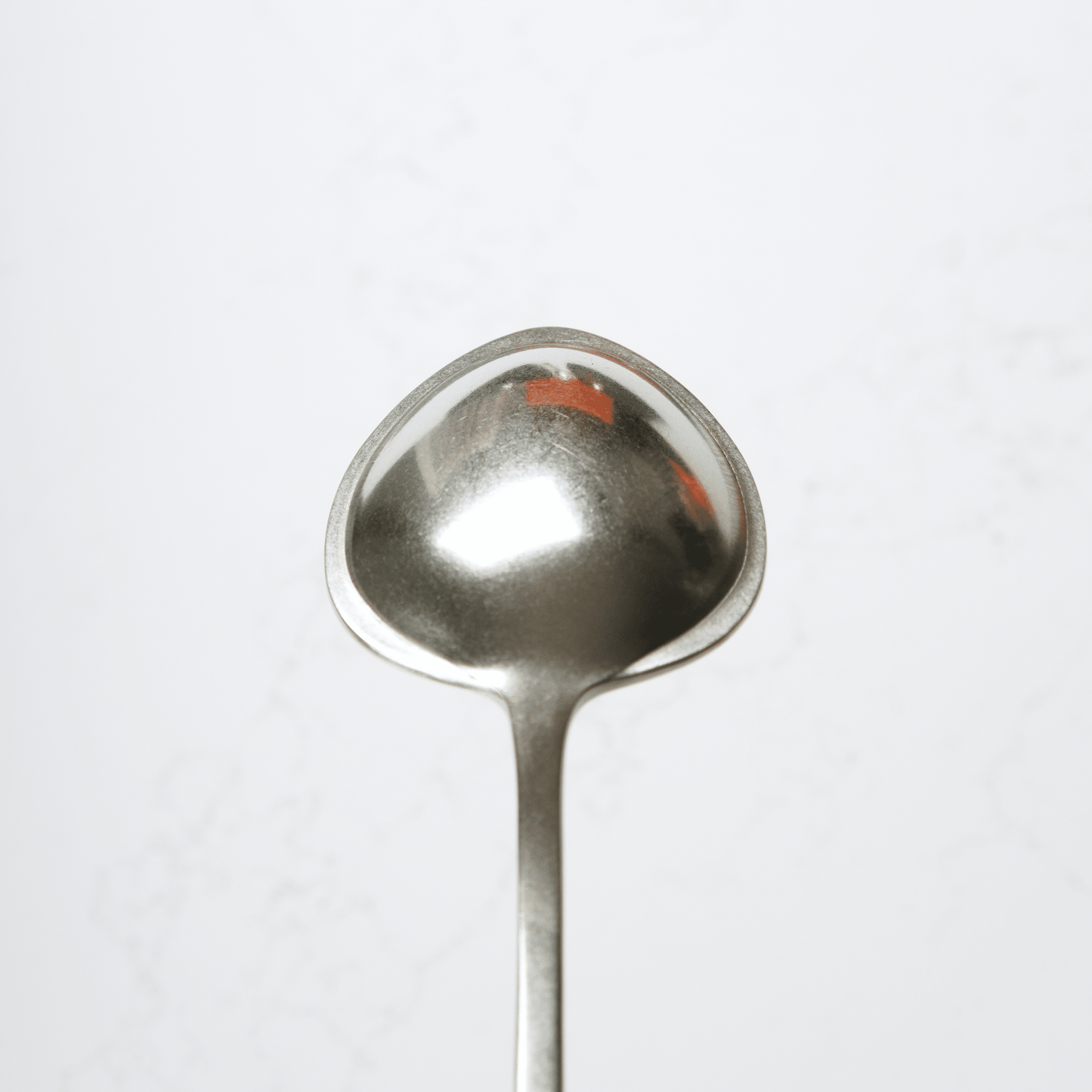 Gestura 01 Kitchen Spoon - Silver - Blade & Board