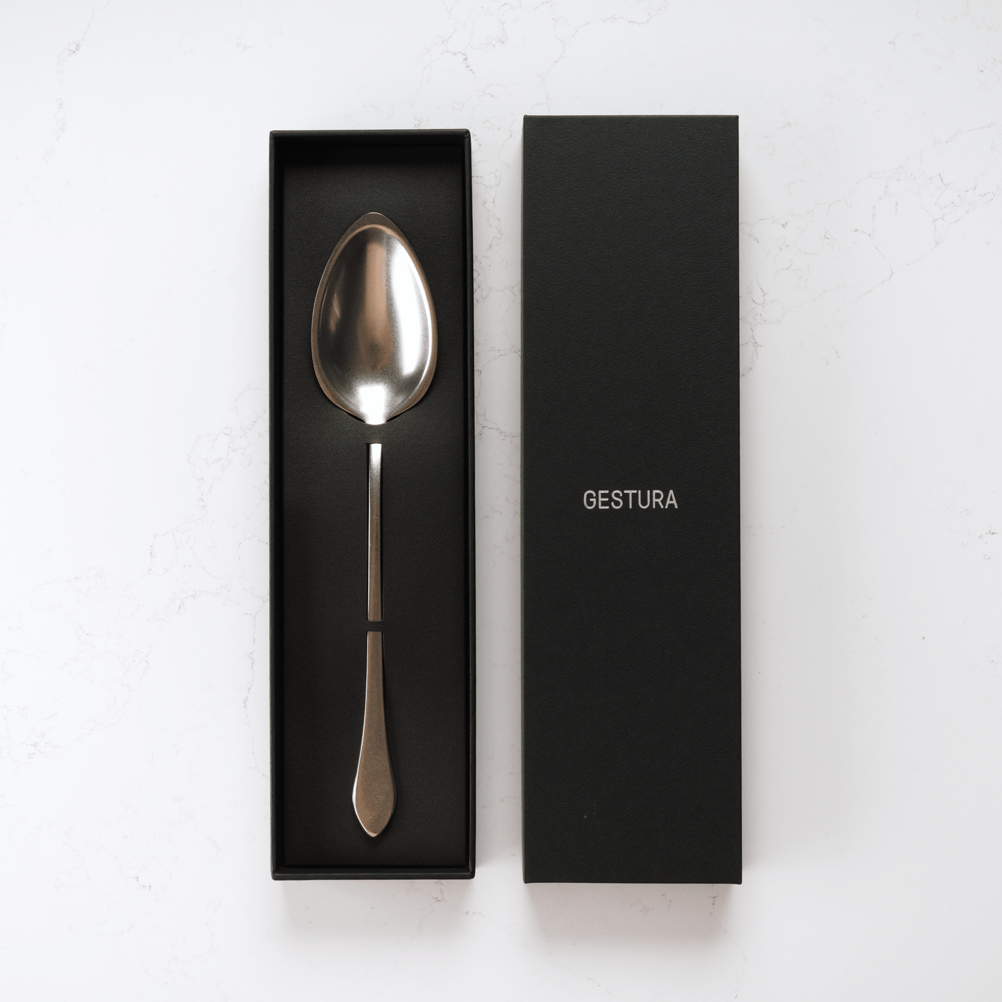 Gestura 01 Kitchen Spoon - Silver - Blade & Board
