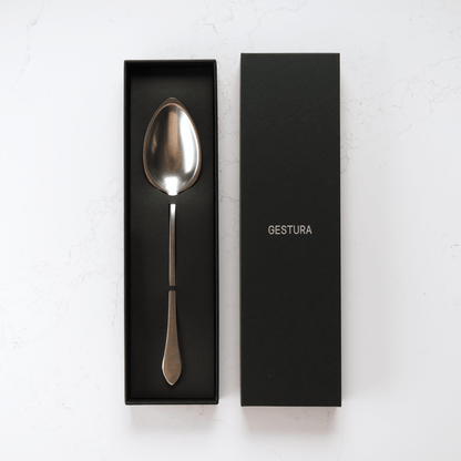 Gestura 01 Kitchen Spoon - Silver - Blade & Board