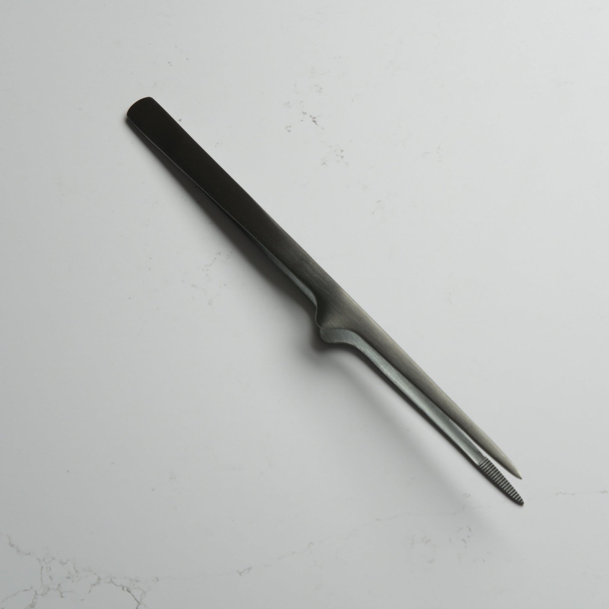 Gestura Petite Stando - Gunmetal - Blade & Board