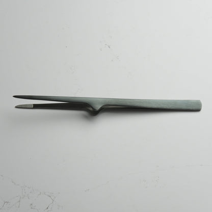 Gestura Petite Stando - Gunmetal - Blade & Board
