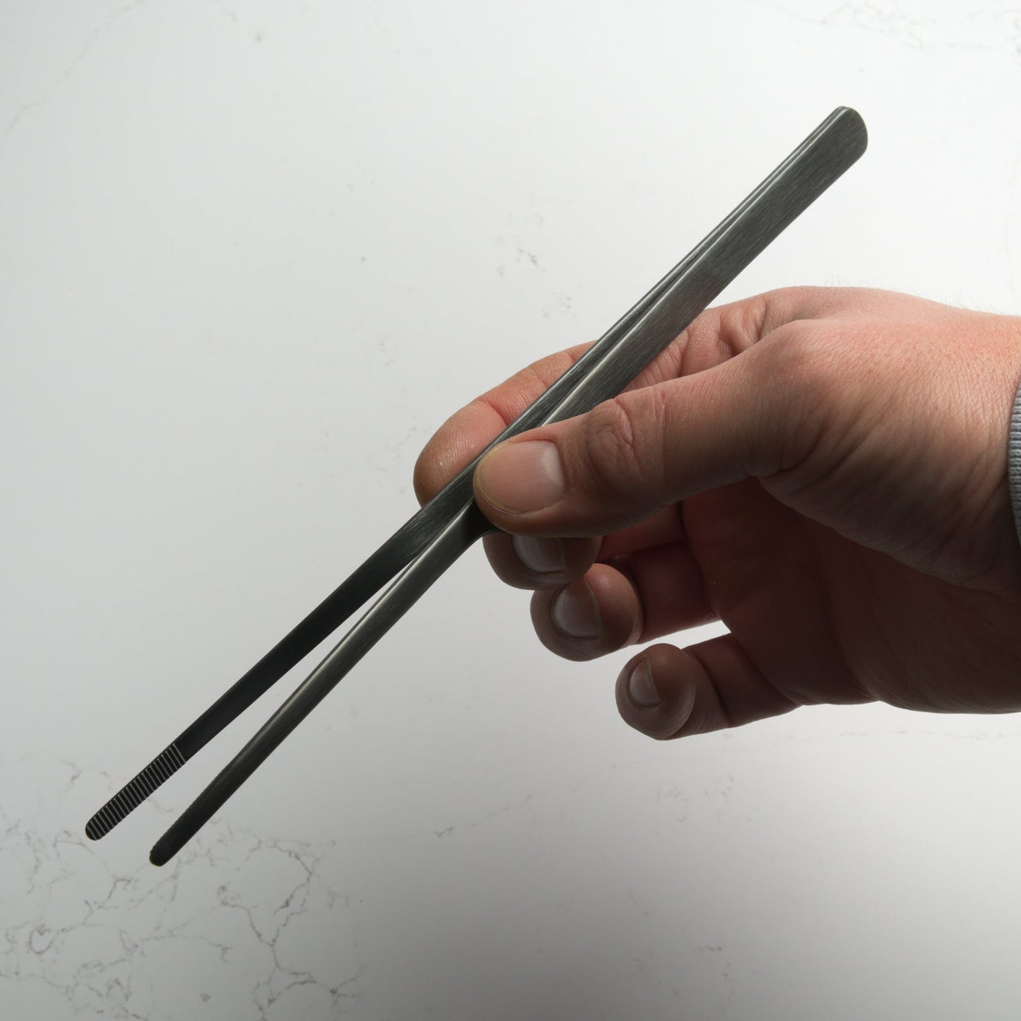 Gestura Stando - Gunmetal - Blade & Board