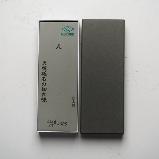 Morihei Hishiboshi 4000 Grit Whetstone - Blade & Board