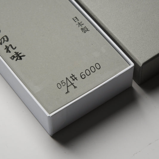 Morihei Hishiboshi 6000 Grit Whetstone - Blade & Board