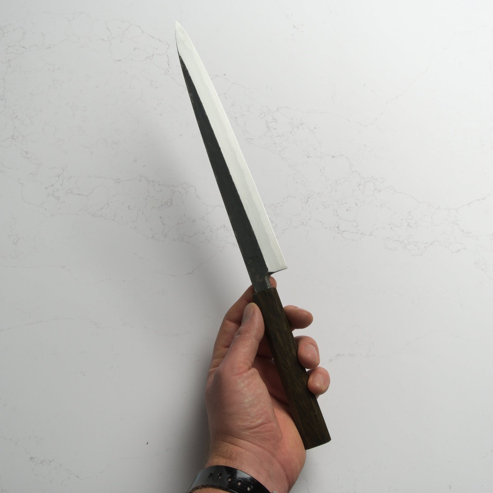 Sakai Kikumori Kikuzuki Kuro Yanagiba 270mm - Blade & Board
