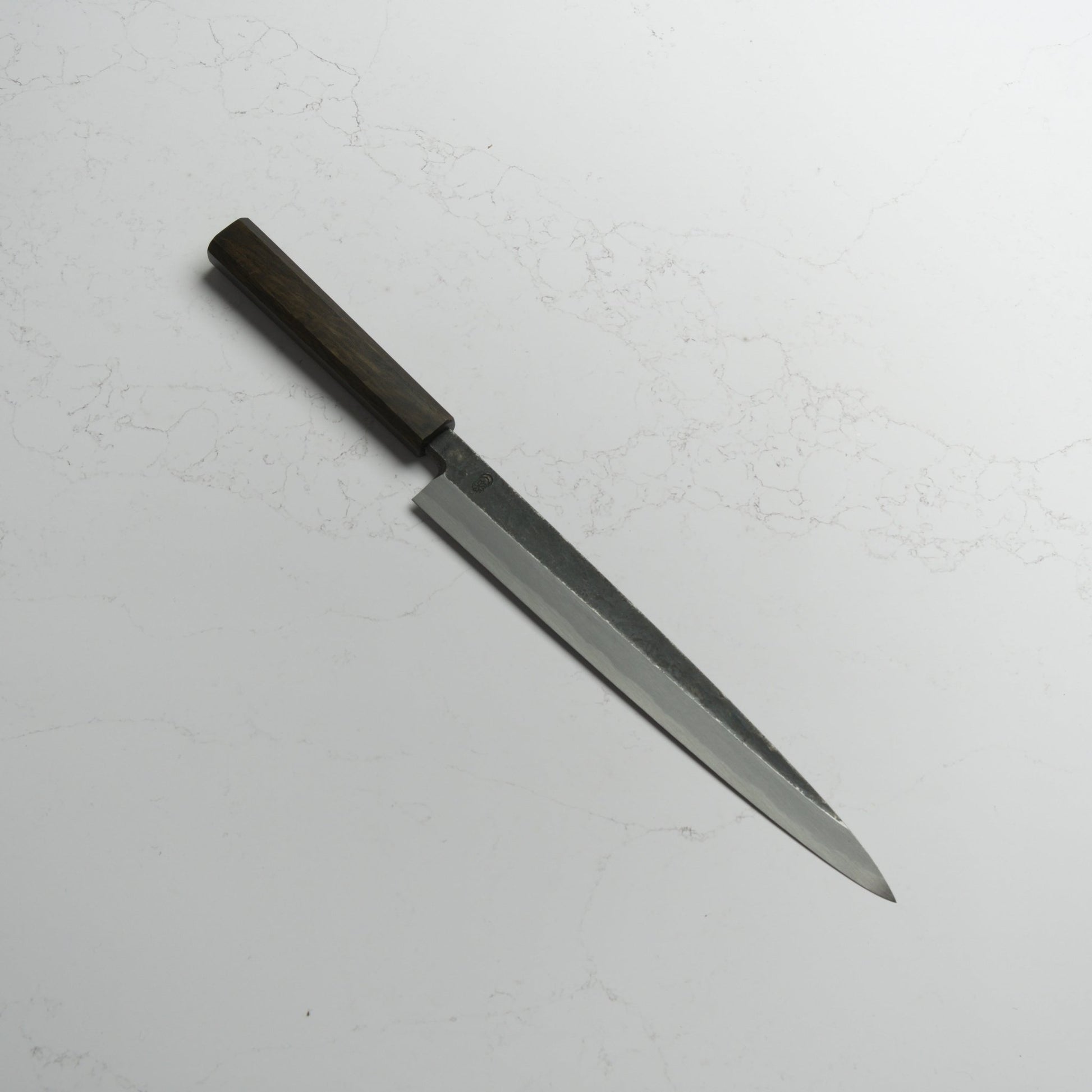 Sakai Kikumori Kikuzuki Kuro Yanagiba 270mm - Blade & Board