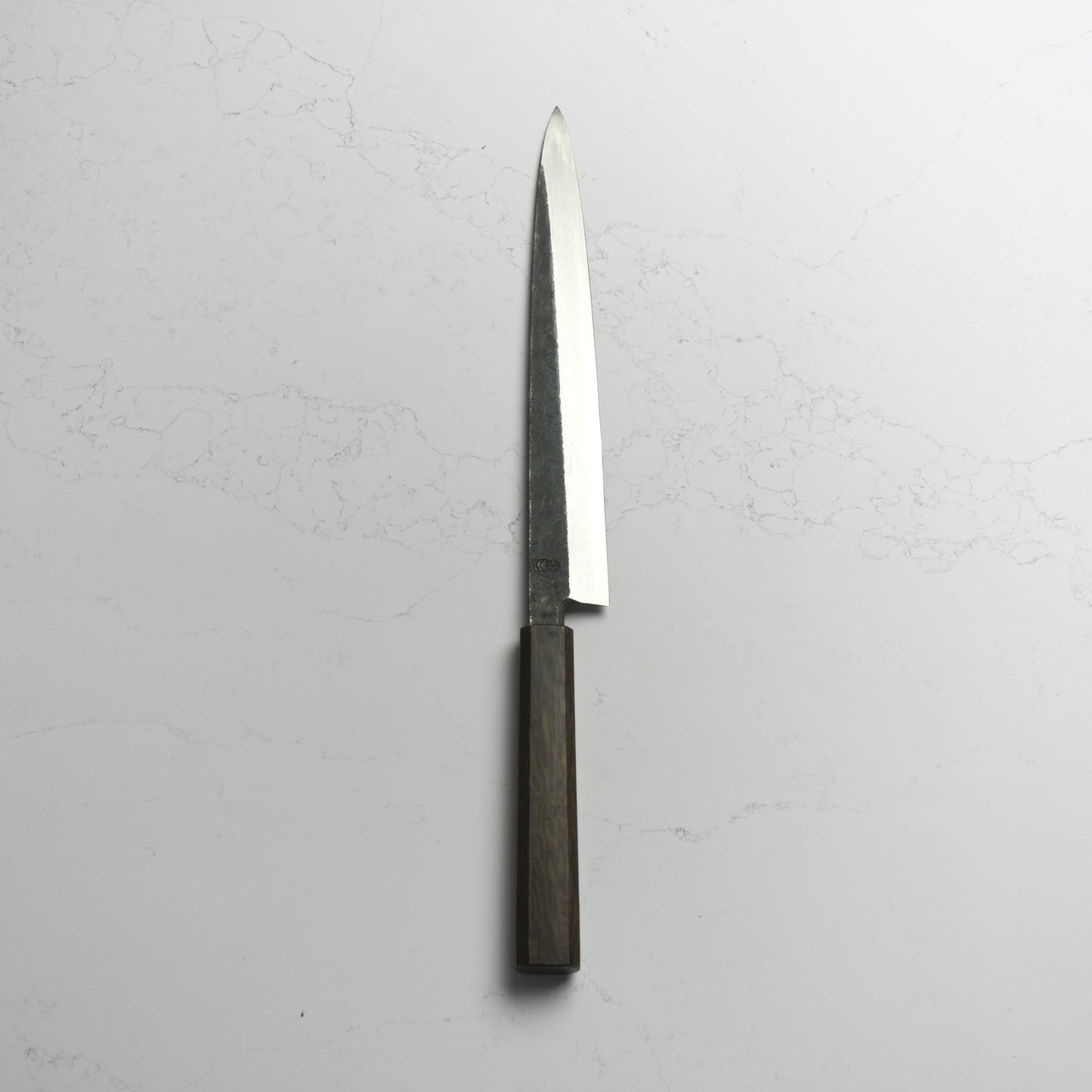 Sakai Kikumori Kikuzuki Kuro Yanagiba 270mm - Blade & Board