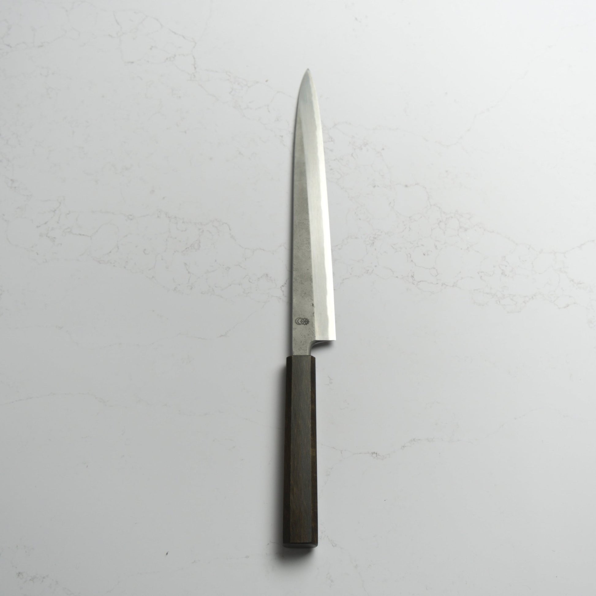 Sakai Kikumori Kikuzuki Rin Yanagiba 270mm - Blade & Board