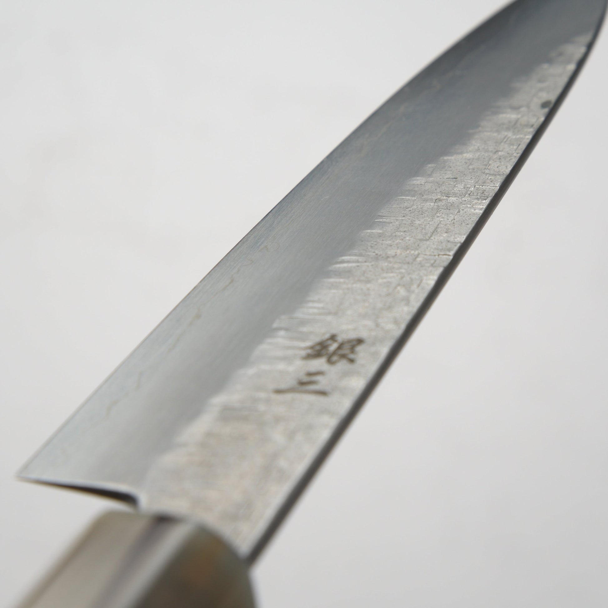 Satoshi Nakagawa Ginsan Tsuchime Petty 150mm - Ebony & Blonde - Blade & Board
