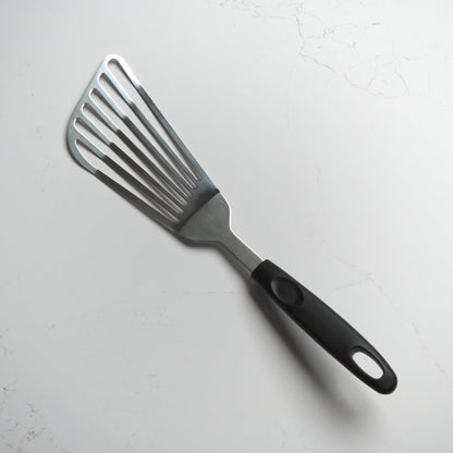 Slotted Spatula / Fish Slice - Blade & Board